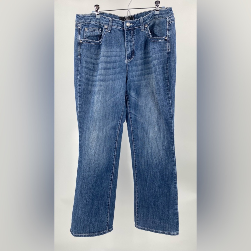 Cato women’s‎ jeans, decorative back pockets, size 16